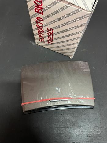 Supporto NUOVO Lancia Thesis cod 156033074
