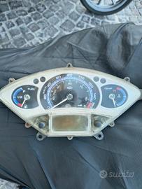 contachilometri Yamaha xmax 250 anno 2007 / 2009