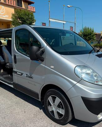 RENAULT TRAFIC 2.0DCi 115CV 9POSTI