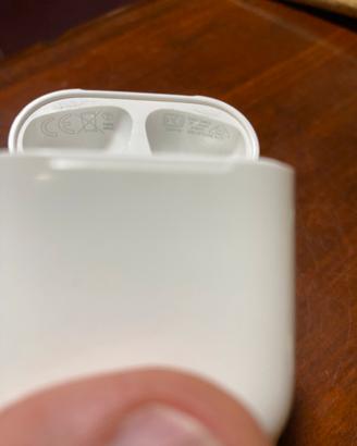 Apple AirPods 2ª Generazione Originali