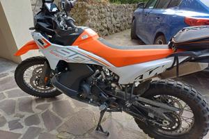 ktm   790  anno 2024