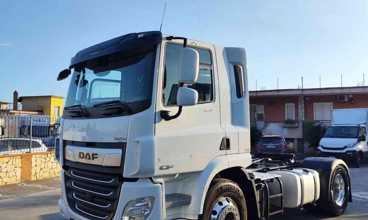 DAF CF 450 TRATTORE ANNO