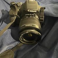 Macchina Fotografica EOS2000d - EFS18-55mm