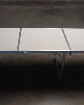 Tavolo da campeggio 