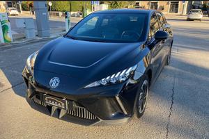 Mg MG4 4 EV Long Range 64 kWh LUXURY #8431