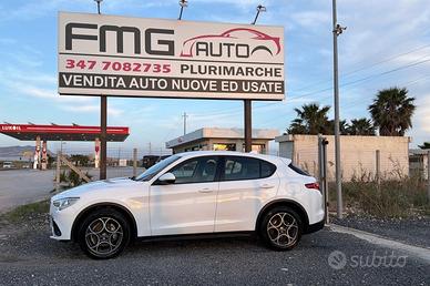Alfa Romeo Stelvio 2.2 Turbodiesel 190 CV AT8 RWD 