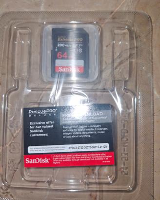 Scheda SD SanDisk 64G