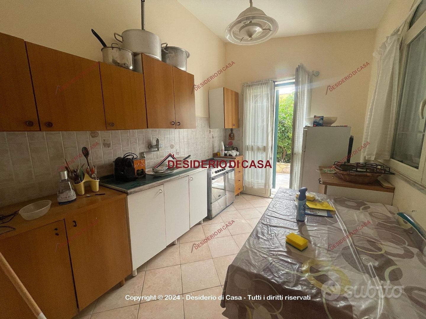 Casa, Piraineto Mare, Carini. - Vista 4