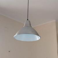 Lampadario a sospensione grigio