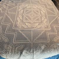 TAPPETO ALL’ UNCINETTO NUOVO PER TAVOLO