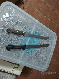 Due coltelli da cucina