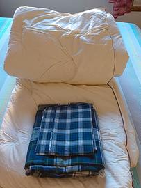 Piumone matrimoniale in piume d'oca