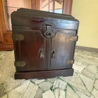 Baule in legno-scrigno