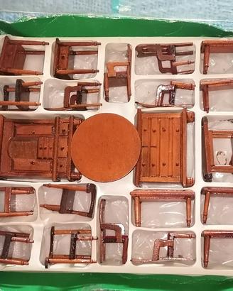 set 22 pezzi in legno miniature casa delle bambole