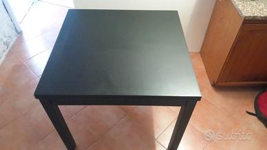 Tavolo Nero allungabile Ikea