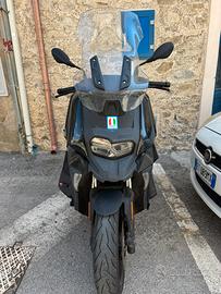 BMW C400x
