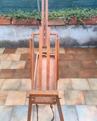 CAVALLETTO A VALIGETTA  IN LEGNO PER PITTURA