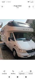 Camper mansardato