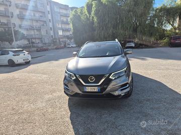 NISSAN QASHQAI 18000Km