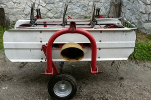 Ranghinatore a nastro