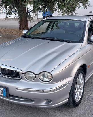 JAGUAR X-TYPE 2.5 4X4 GPL 08/2001