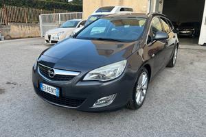 Opel Astra 1.7 CDTI 110CV Sports Tourer Cosmo