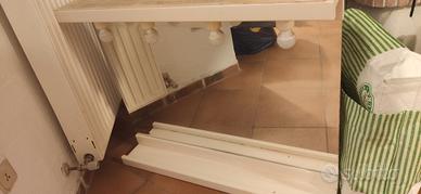 Specchiera con luci e portaoggetti