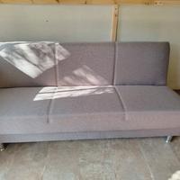 tavolo vintage e divano letto