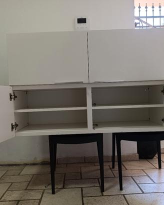 composizione mobili Ikea besta 