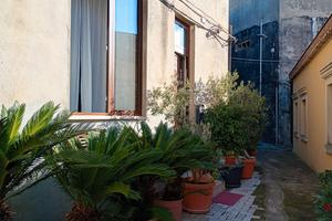 Casa semi-indipendente Rometta Superiore