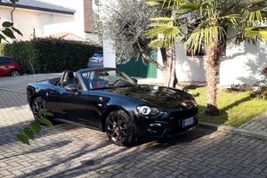Abarth 124 spider