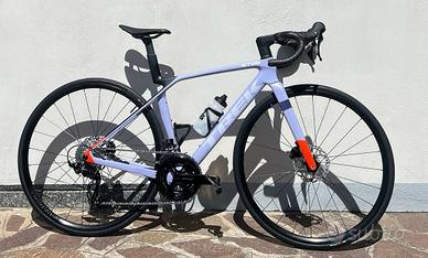Trek Madone SL 5 Gen 8 Misura S - pari nuovo