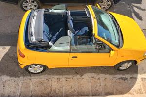 Punto cabrio gialla