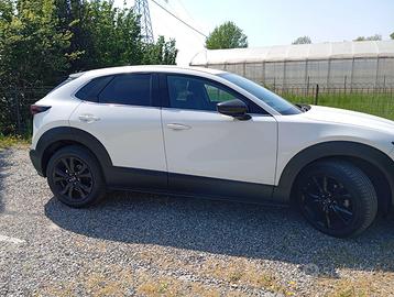 Stupenda Mazda cx30