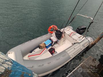 Splendido gommone Sacs 475 e Mercury 40 Pro