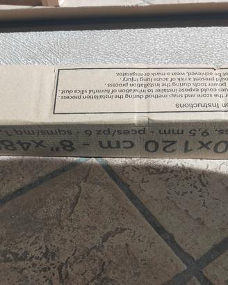 piastrelle effetto legno 