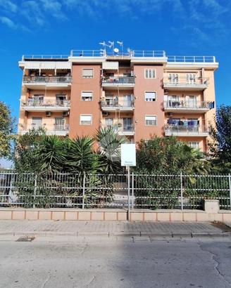 3 LOCALI A POMIGLIANO D'ARCO