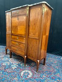 Antico mobile con secretaire