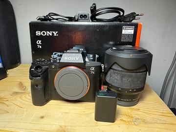 Sony a 7Il ILCE-7M2K + FE 28-70mm F3.5-5.6 OSS
