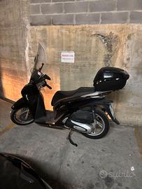 Scooter Honda SH 125AD