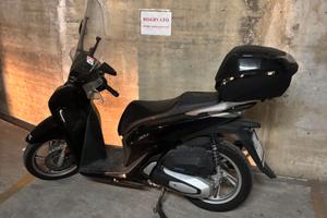 Scooter Honda SH 125AD