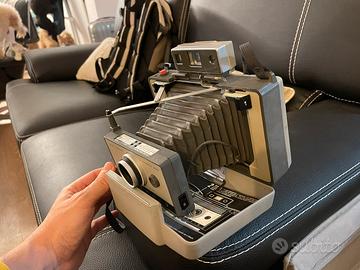 Polaroid 230