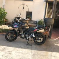 Benelli trk 502 x
