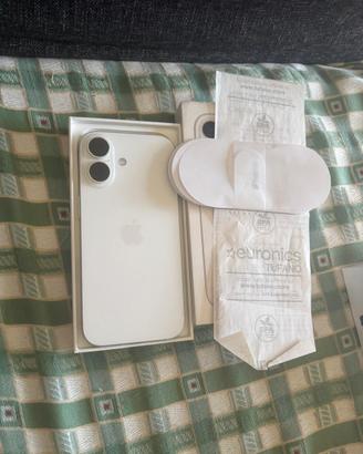 IPHONE 17 WHITE 256 BATTERIA 100%