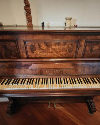 Pianoforte verticale d’epoca dell' 800–Restaurato