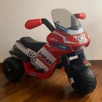 Peg Perego Ducati Desmosedici IGED0919