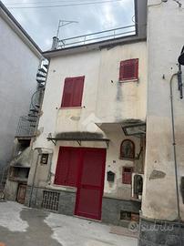 4 LOCALI A SPERONE