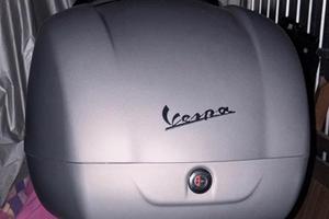 Bauletto piu schienalino vespa 125 gts super tech