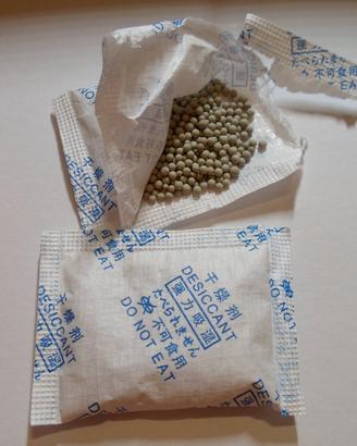 30 bustine essiccanti gel di silice 22g