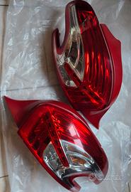 fari posteriori peugeot 208 (12>19)
